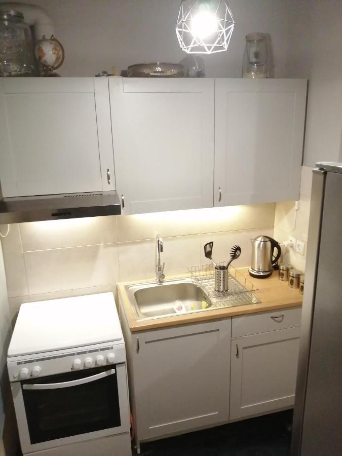 Comfortable Modern Entire House Near The Center Of Athens-Blue Serenity ภายนอก รูปภาพ