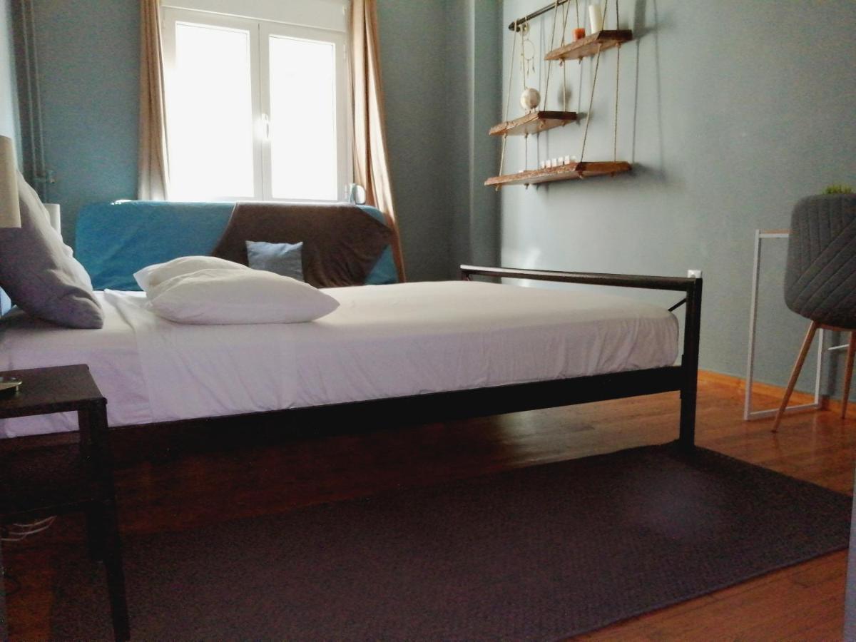 Comfortable Modern Entire House Near The Center Of Athens-Blue Serenity ภายนอก รูปภาพ