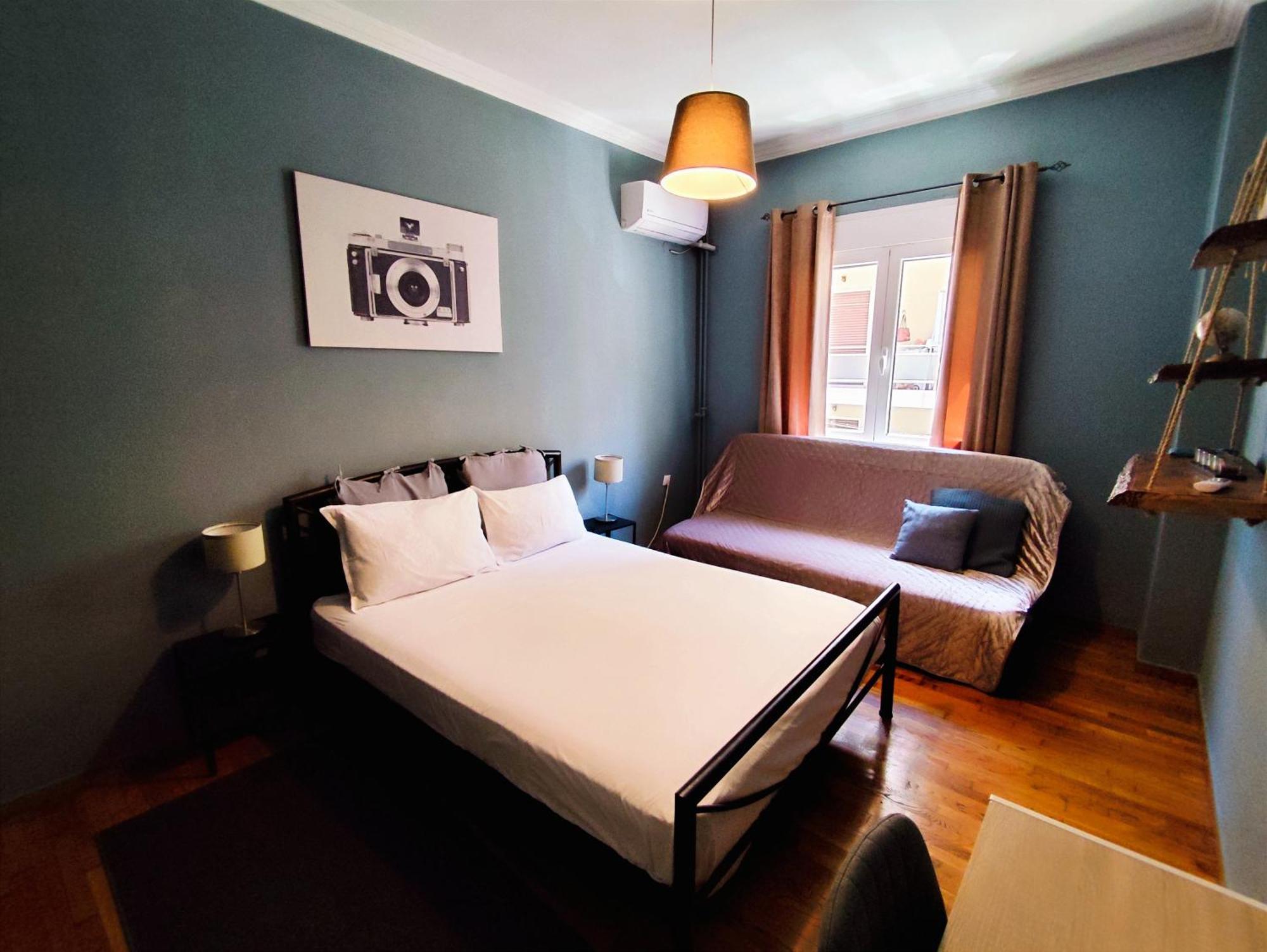 Comfortable Modern Entire House Near The Center Of Athens-Blue Serenity ภายนอก รูปภาพ